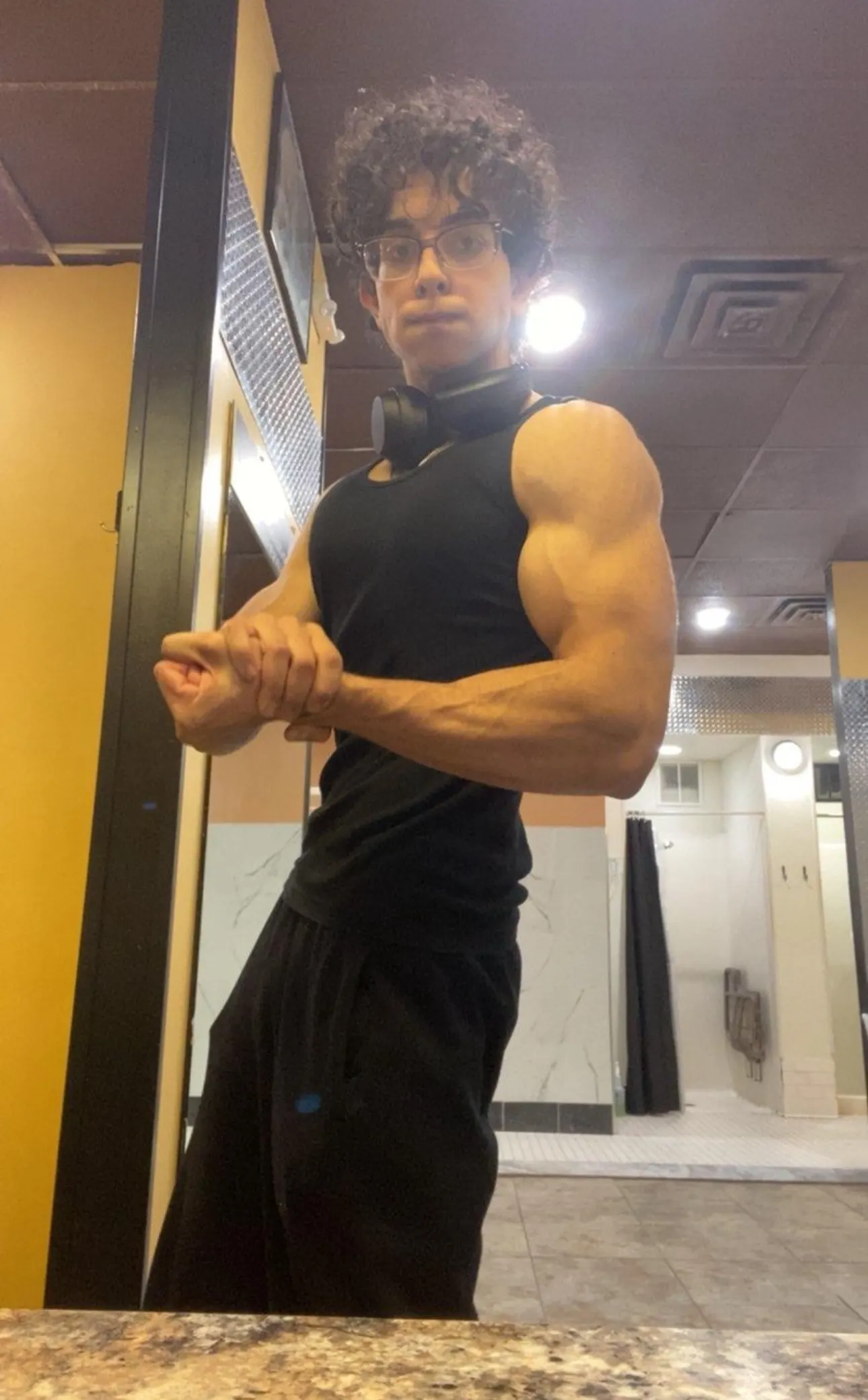George in the gym mirror after coaching